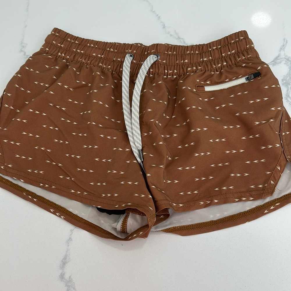 Vuori Women's Brown Patterned Athletic Shorts